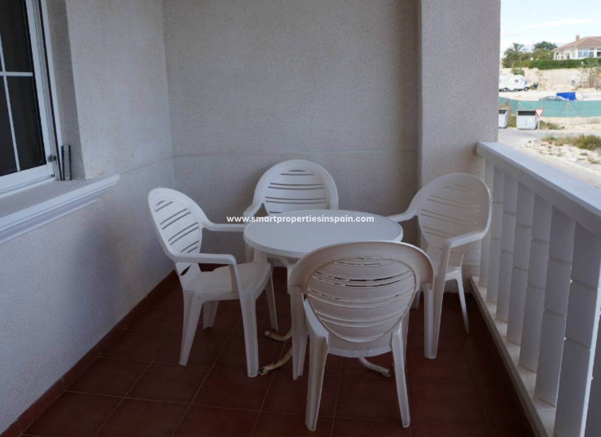 Alquiler Larga Estancia - Piso - La Marina - Urbanización La Marina