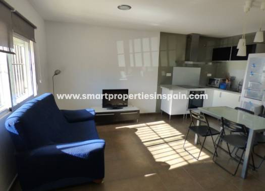 Alquiler Larga Estancia - Vivienda Adosada - La Marina - Urbanización La Marina