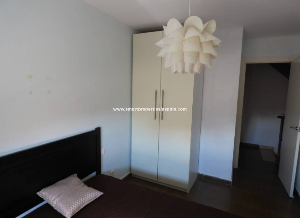 Alquiler Larga Estancia - Vivienda Adosada - La Marina - Urbanización La Marina