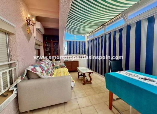 Alquiler Larga Estancia - Vivienda Adosada - La Marina - Urbanización La Marina