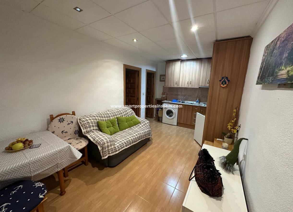 Alquiler Larga Estancia - Vivienda Adosada - La Marina - Urbanización La Marina