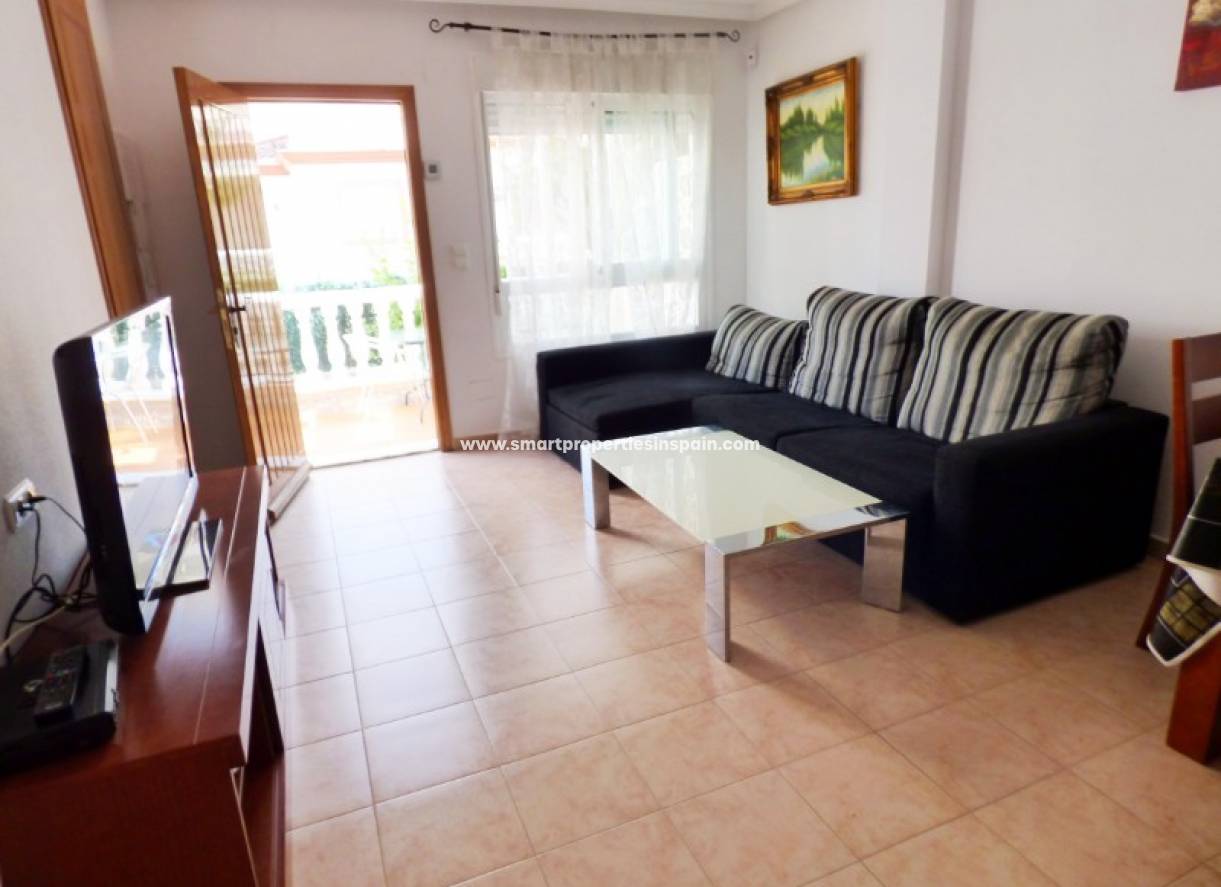 Alquiler Larga Estancia - Vivienda Semi Adosada - La Marina - Urbanización La Marina