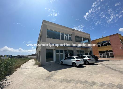 Business - Resale - La Marina - Urbanización La Marina