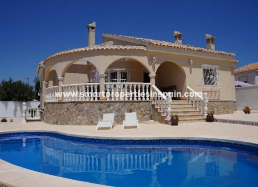 Chalet Independiente - Reventa - La Marina - SP2676