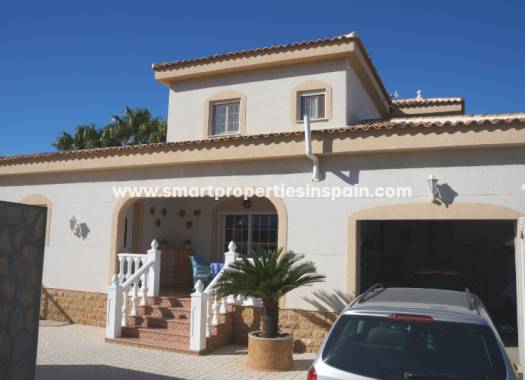 Chalet Independiente - Reventa - La Marina - SP2772