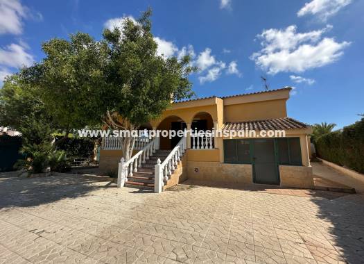 Chalet Independiente - Reventa - La Marina - SP3578