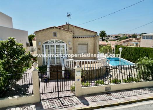 Chalet Independiente - Reventa - La Marina - SP4485