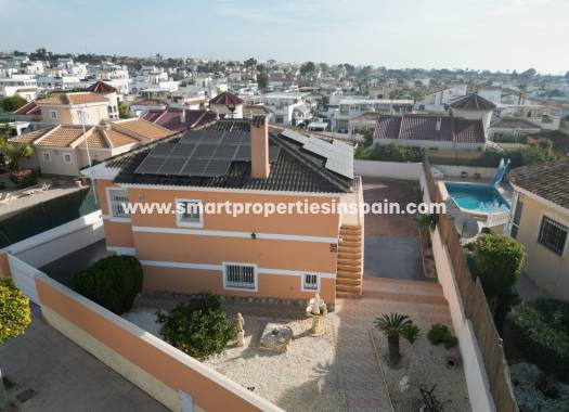 Chalet Independiente - Reventa - La Marina - SP4572