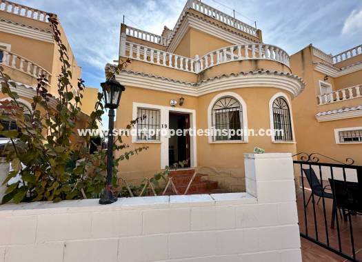 Chalet Independiente - Reventa - La Marina - SP4581