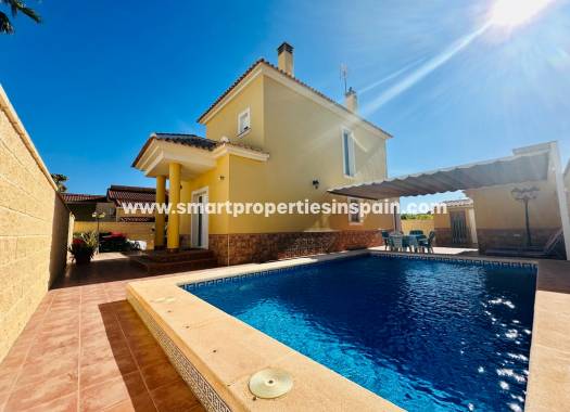 Chalet Independiente - Reventa - La Marina - SP4706