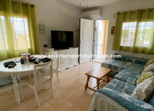 Chalet Independiente - Reventa - La Marina - Urbanización La Marina