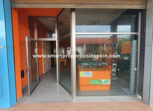 Commercial - Resale - La Marina - Urbanización La Marina