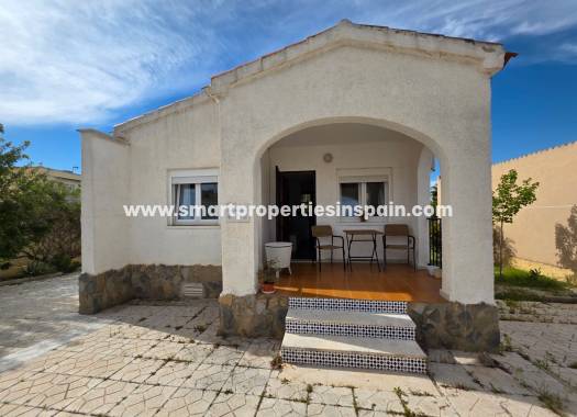 Detached Villa - lange termijn verhuur - La Marina - R556