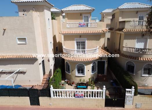 Detached Villa - Resale - La Marina - La Marina