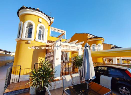 Detached Villa - Resale - La Marina - SP4021