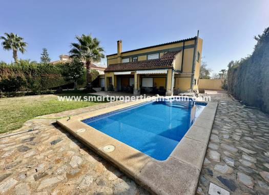 Detached Villa - Resale - La Marina - SP4556