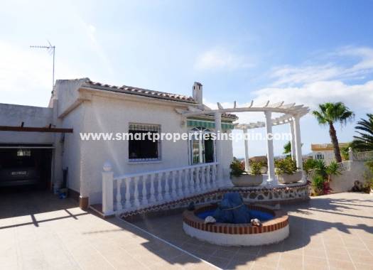 Detached Villa - Resale - La Marina - Urbanización La Marina