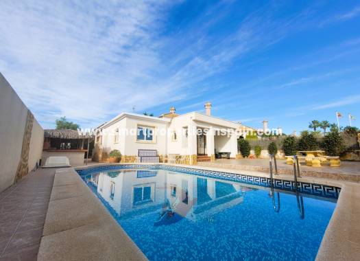 Detached Villa - Resale - La Marina - Urbanización La Marina