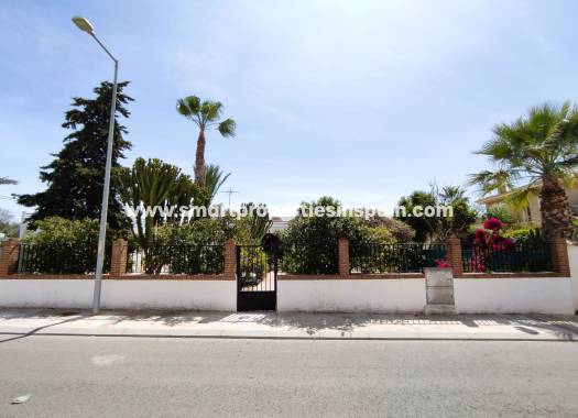 Detached Villa - Resale - La Marina - Urbanización La Marina