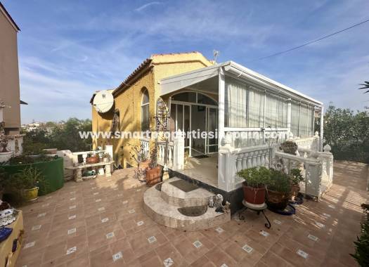 Detached Villa - Resale - La Marina - Urbanización La Marina