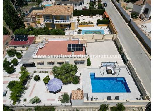 Detached Villa - Resale - La Marina - Urbanización La Marina