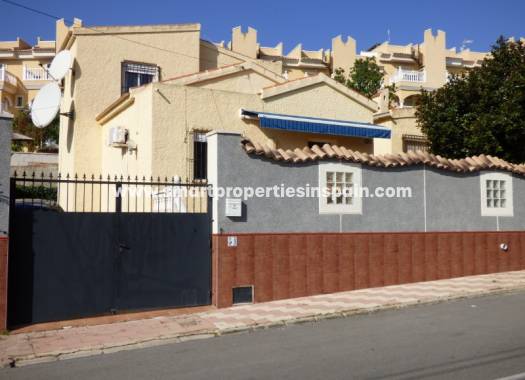 Detached Villa - Wederverkoop - La Marina - 2SP350