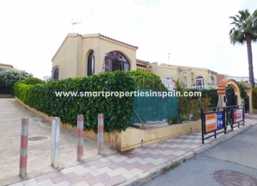 Detached Villa - Wederverkoop - La Marina - 2SP411