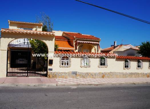 Detached Villa - Wederverkoop - La Marina - SP2539