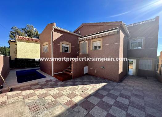 Detached Villa - Wederverkoop - La Marina - SP4376