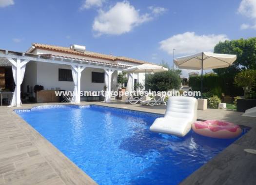 Detached Villa - Wederverkoop - La Marina - SP4396