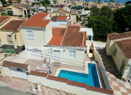 Detached Villa - Wederverkoop - La Marina - SP4672