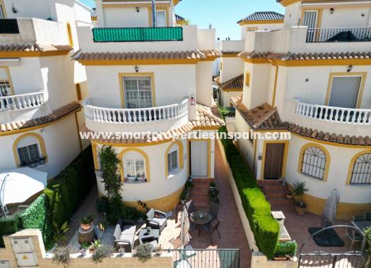 Detached Villa - Wederverkoop - La Marina - SP4808