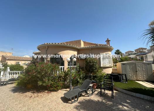 Detached Villa - Wederverkoop - La Marina - Urbanización La Marina