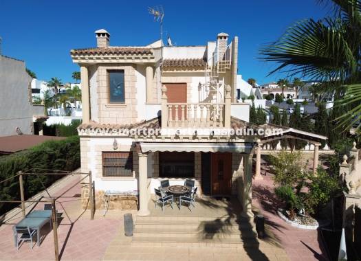Detached Villa - Wederverkoop - La Marina - Urbanización La Marina