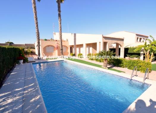 Detached Villa - Wederverkoop - Torrevieja - Torrevieja