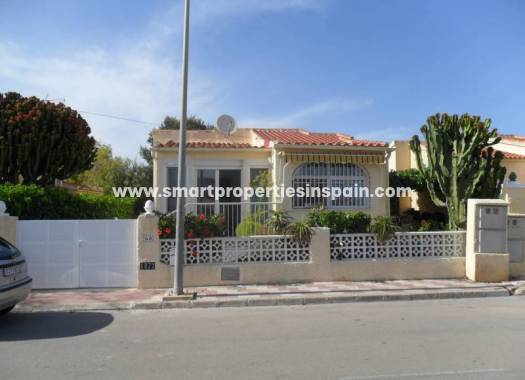 Freistehendes Haus - Wiederverkauf - La Marina - SP2052