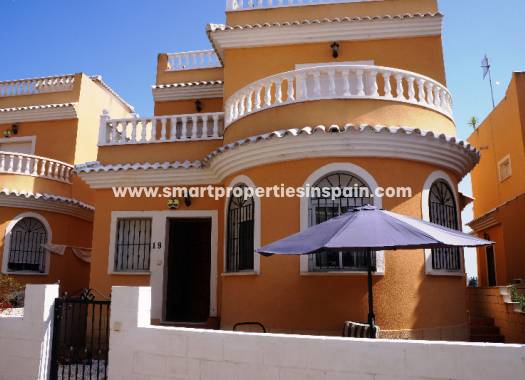 Freistehendes Haus - Wiederverkauf - La Marina - SP2693