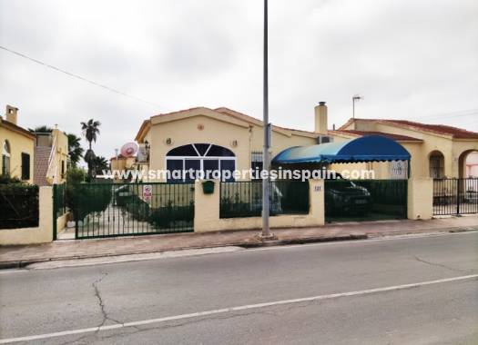 Freistehendes Haus - Wiederverkauf - La Marina - SP3844