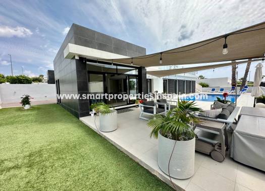 Freistehendes Haus - Wiederverkauf - La Marina - SP4260