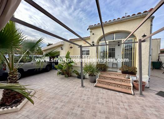Freistehendes Haus - Wiederverkauf - La Marina - SP4393
