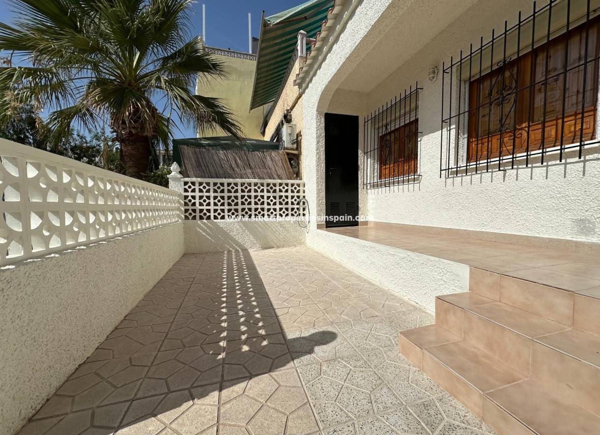 lange termijn verhuur - Townhouse - La Marina - Urbanización La Marina