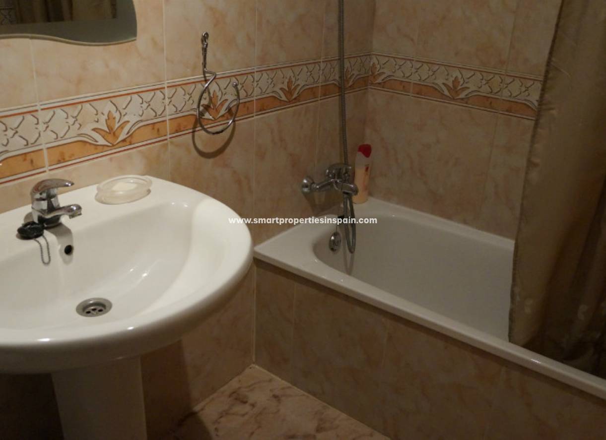 Langzeitmiete - Apartment - La Marina - Urbanización La Marina