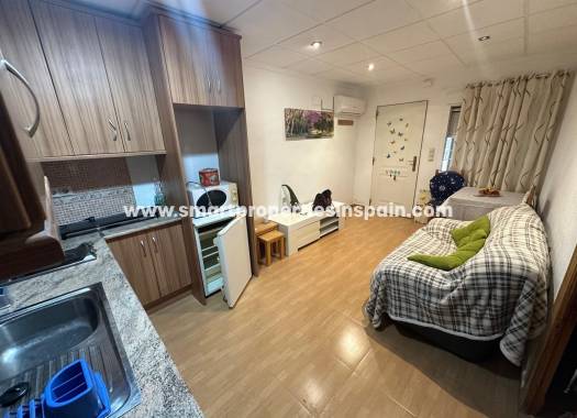 Langzeitmiete - Reihenhaus - La Marina - Urbanización La Marina