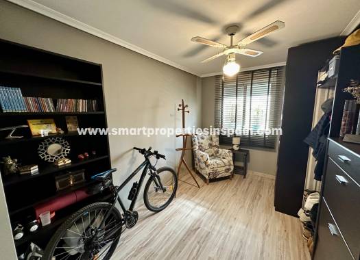 Long Term Rentals - Apartment - La Marina - La Marina Village