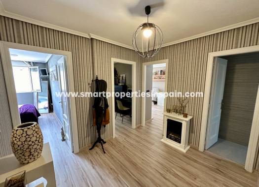 Long Term Rentals - Apartment - La Marina - La Marina Village