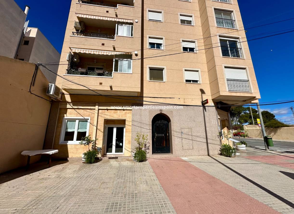 Long Term Rentals - Apartment - La Marina - La Marina Village