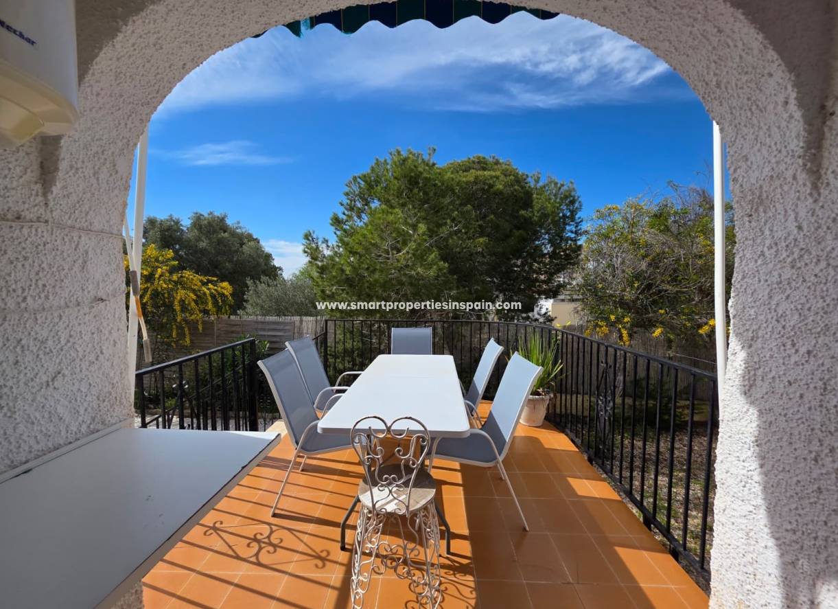Long Term Rentals - Detached Villa - La Marina - Urbanización La Marina