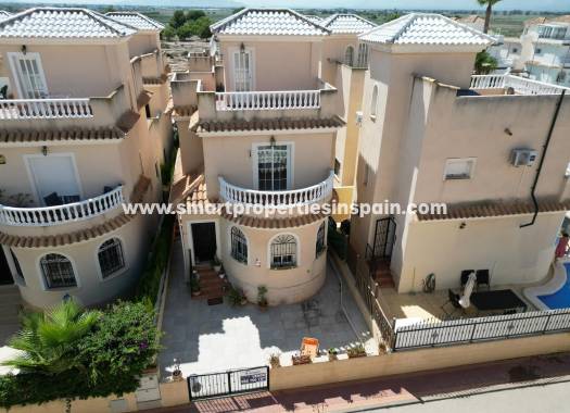 Maison Individuelle - Revente - La Marina - Urbanización La Marina