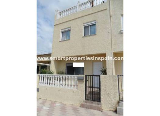 Maison Mitoyenne - Location a longue duree - La Marina - R391