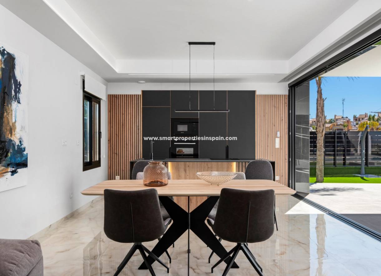 New Build - Detached Villa - Algorfa